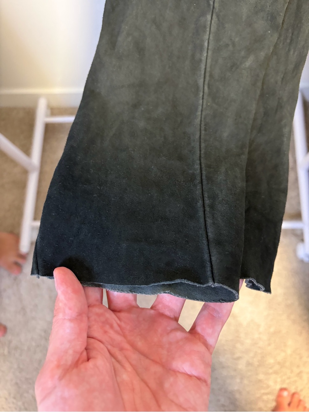 Urban Zen Black Skinny Stretch Suede Leggings - Picture 8 of 9